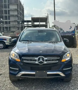 Mercedes-Benz GLE-Class 2018 Blue