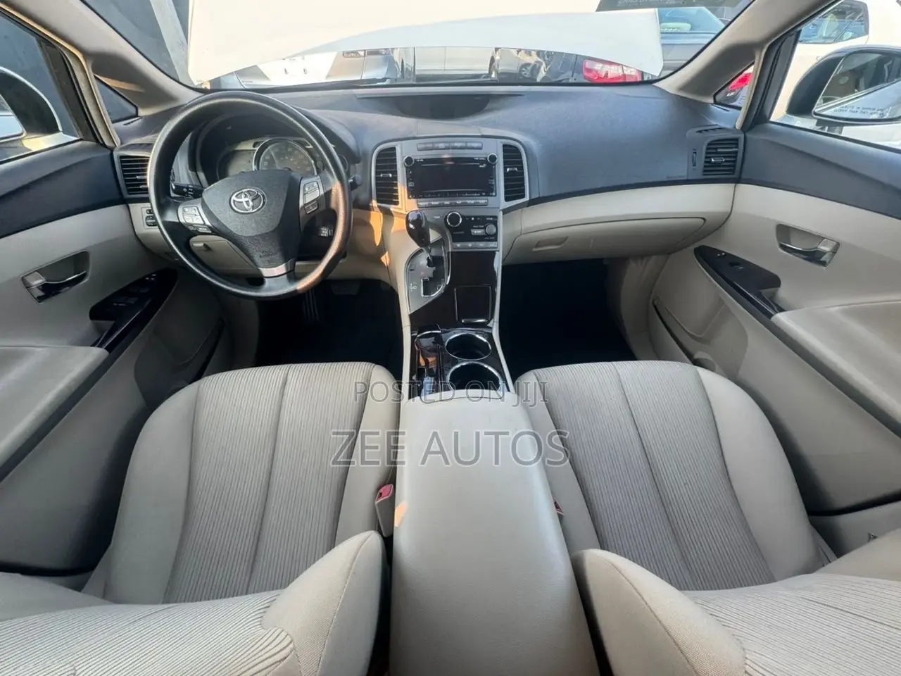 Toyota Venza LE 2012 White