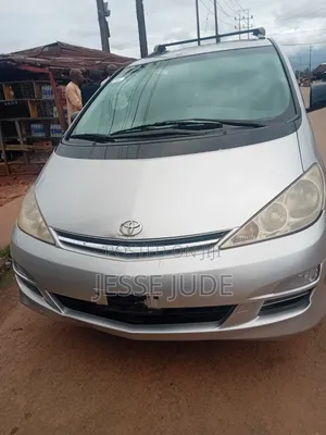Toyota Previa 2005 Silver