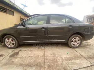 Toyota Avensis 2008 Gray