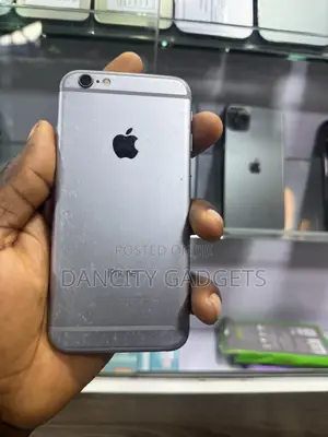 Apple iPhone 6s 32 GB Silver