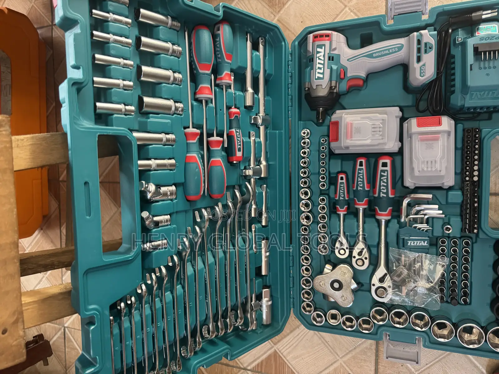 TOTAL 151PCS Professional Tool Set – 20V Cordless Impact Wrench