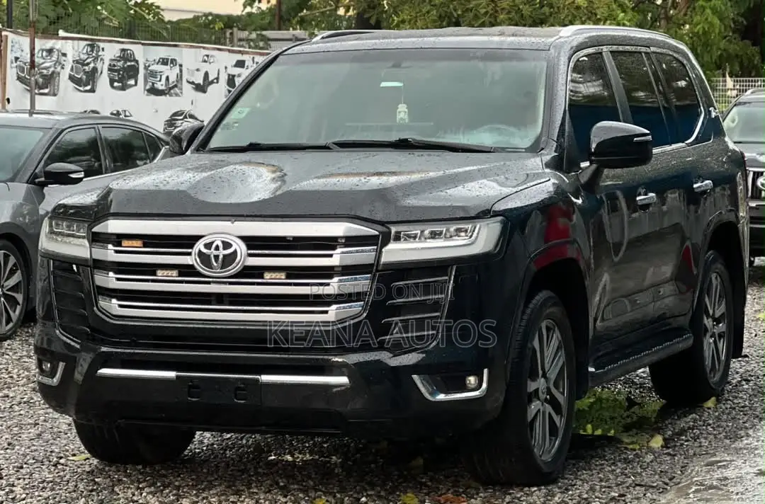 Toyota Land Cruiser 2017 Black
