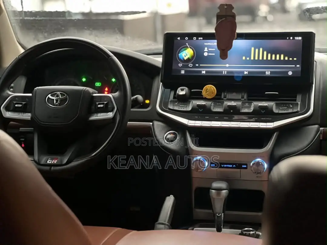 Toyota Land Cruiser 2017 Black