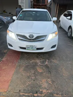 Toyota Camry 2010 White
