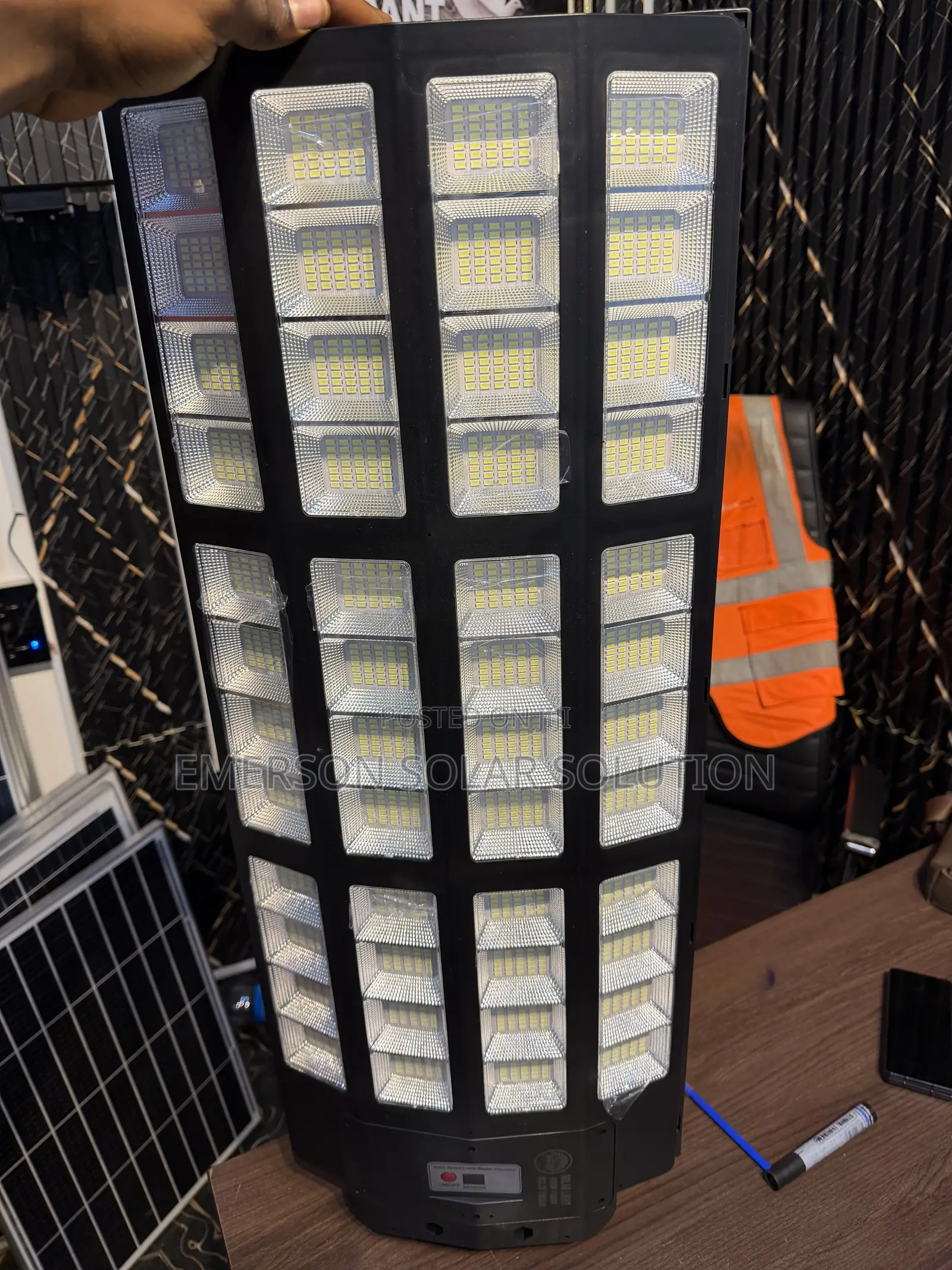 Snowlight 8000W LED Solar Street Light