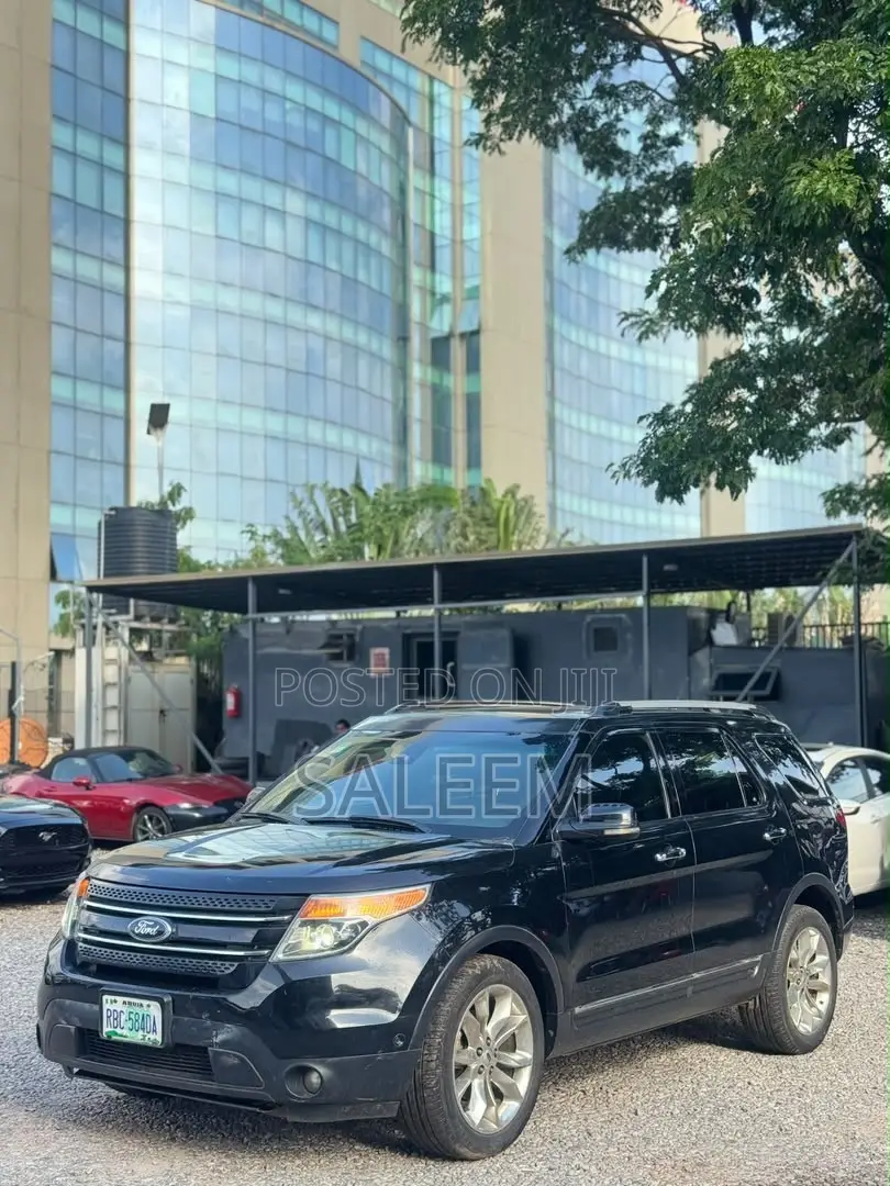 Ford Explorer 2013 Black
