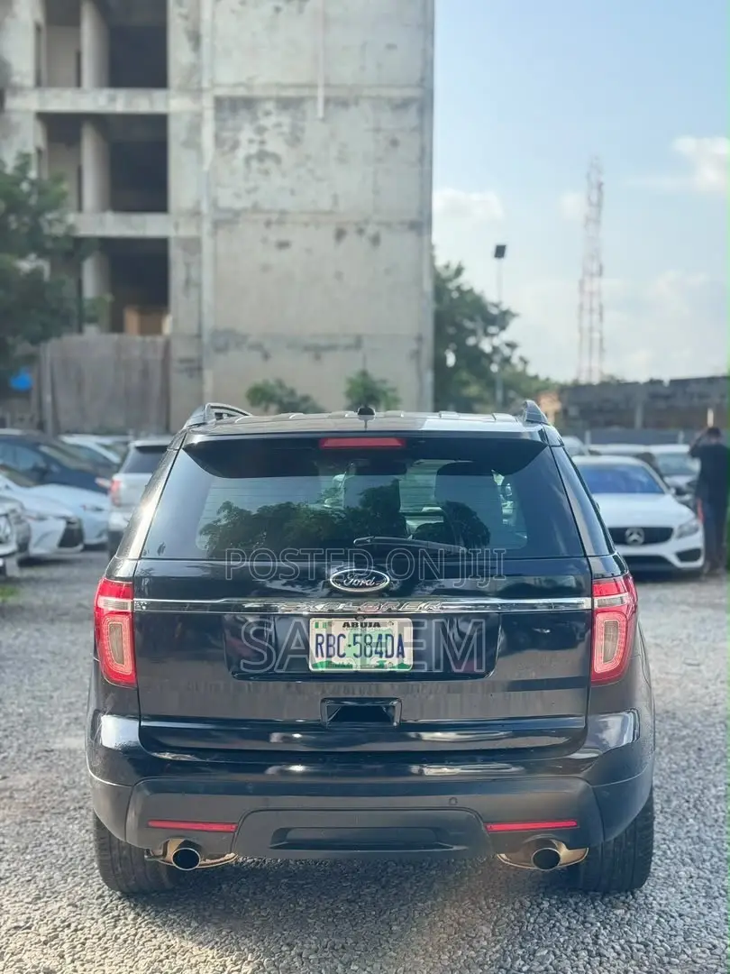 Ford Explorer 2013 Black