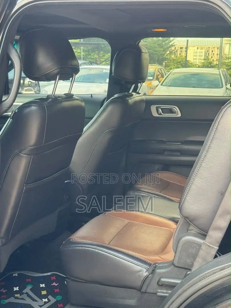 Ford Explorer 2013 Black
