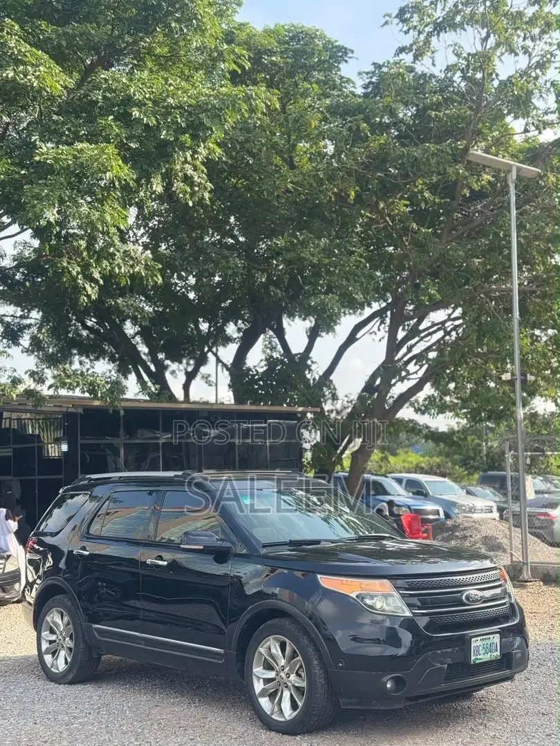 Ford Explorer 2013 Black