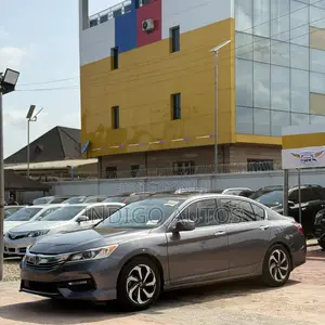 Honda Accord 2016 Gray