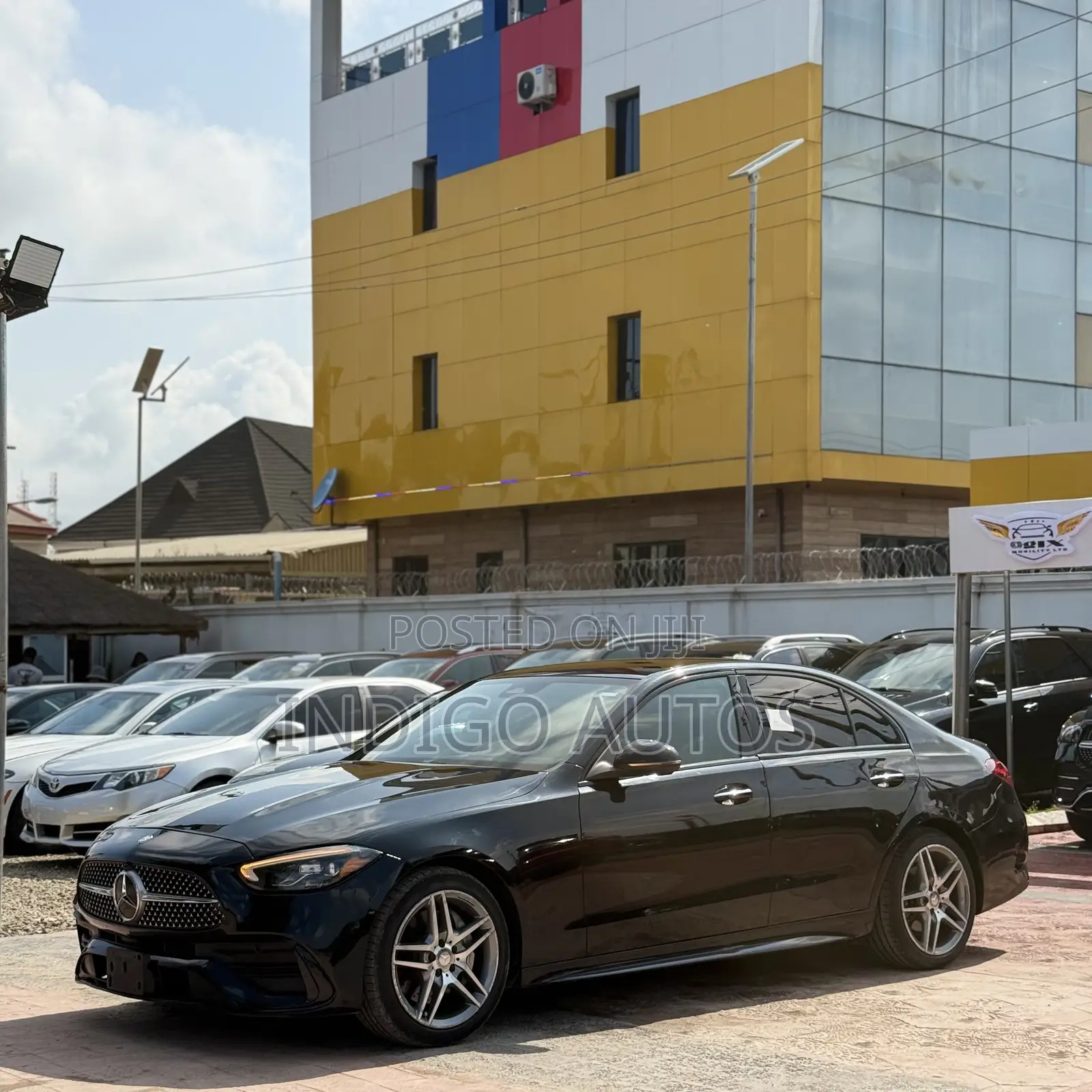 Mercedes-Benz C300 2024 Black