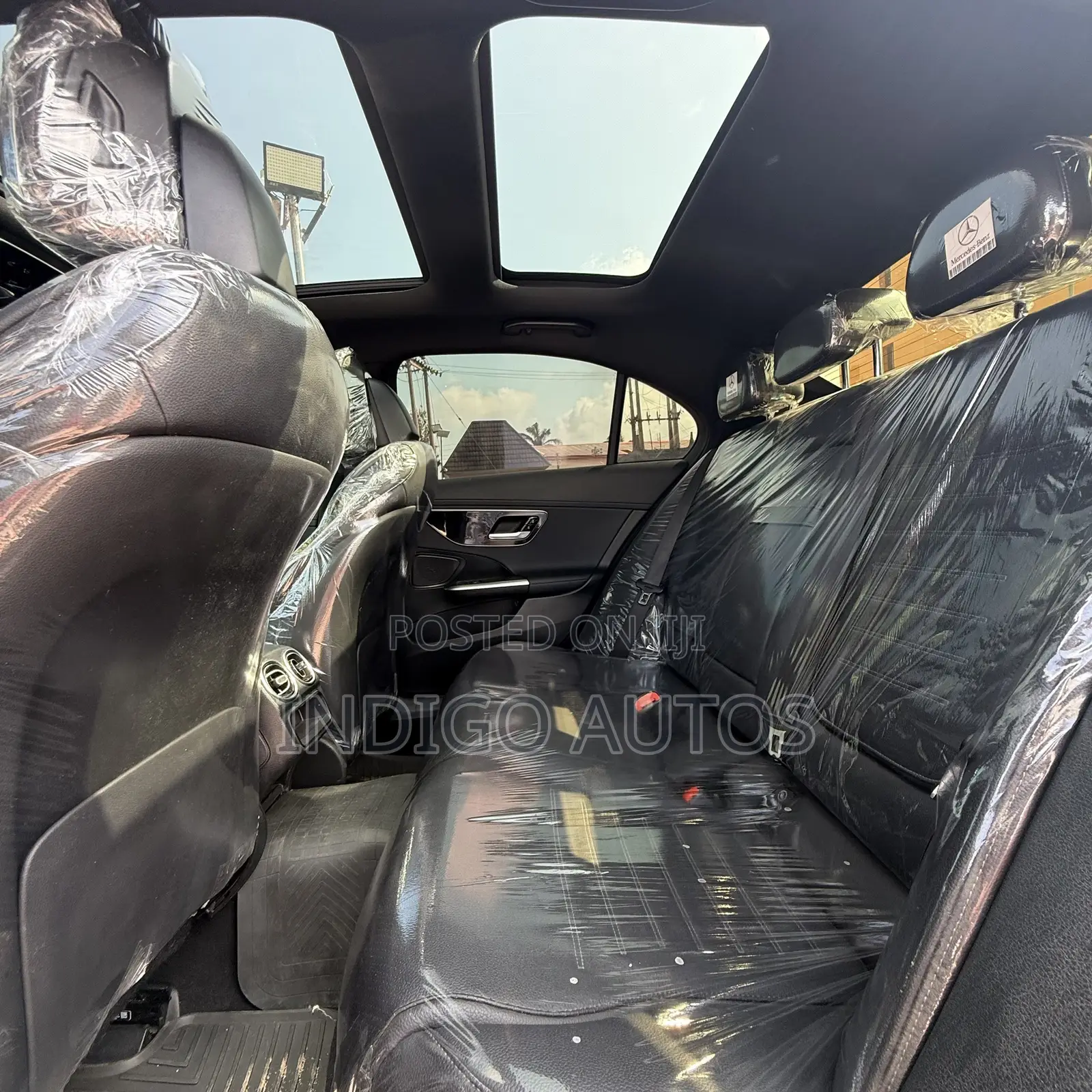 Mercedes-Benz C300 2024 Black