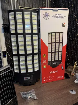 Snowlight 8000W Solar LED Light