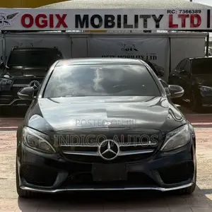 Mercedes-Benz C300 2015 Black