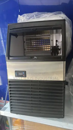 Ice Cube Maker