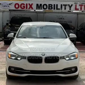 BMW 330i 2017 White