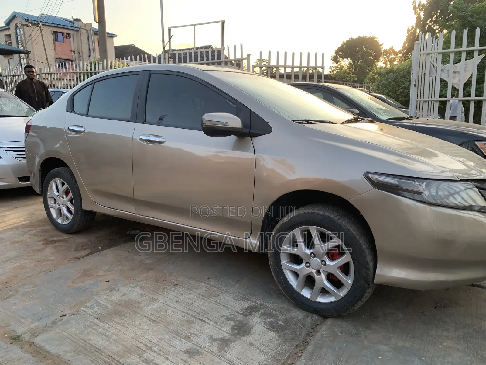 Honda City 2010 Gold