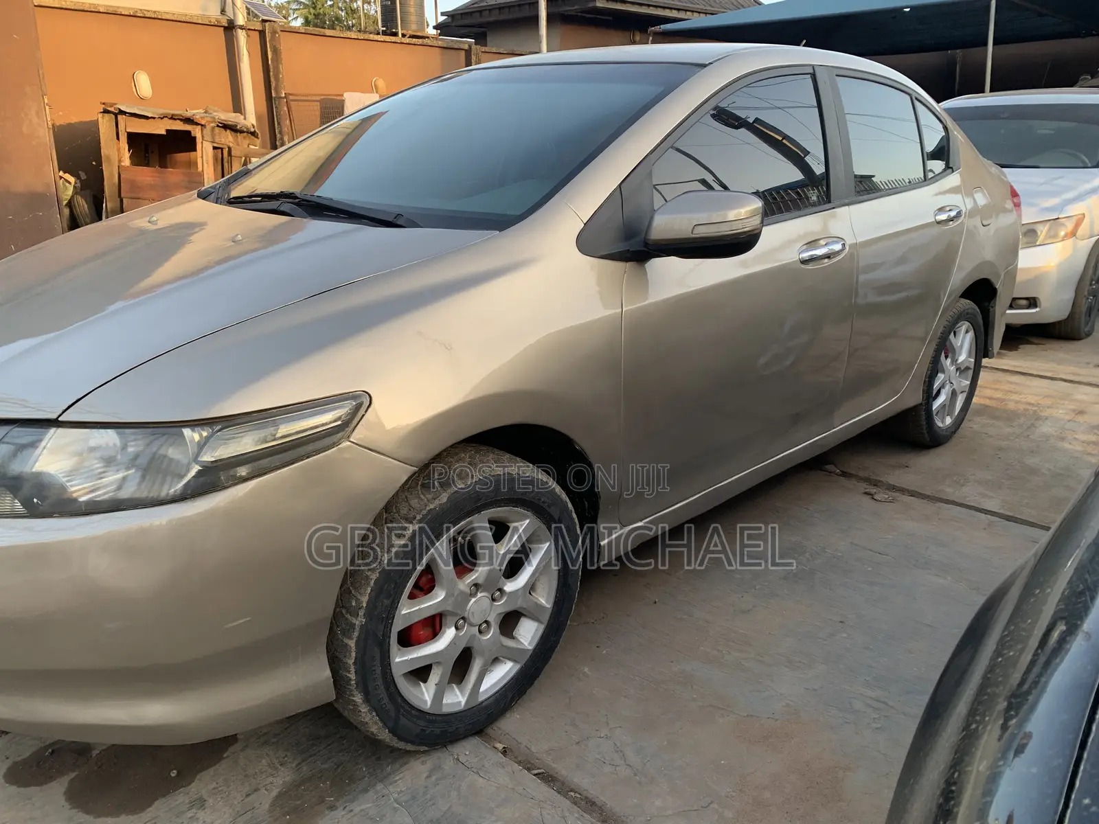 Honda City 2010 Gold