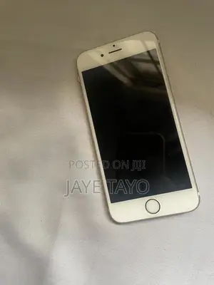 Apple iPhone 6s 64 GB Rose Gold