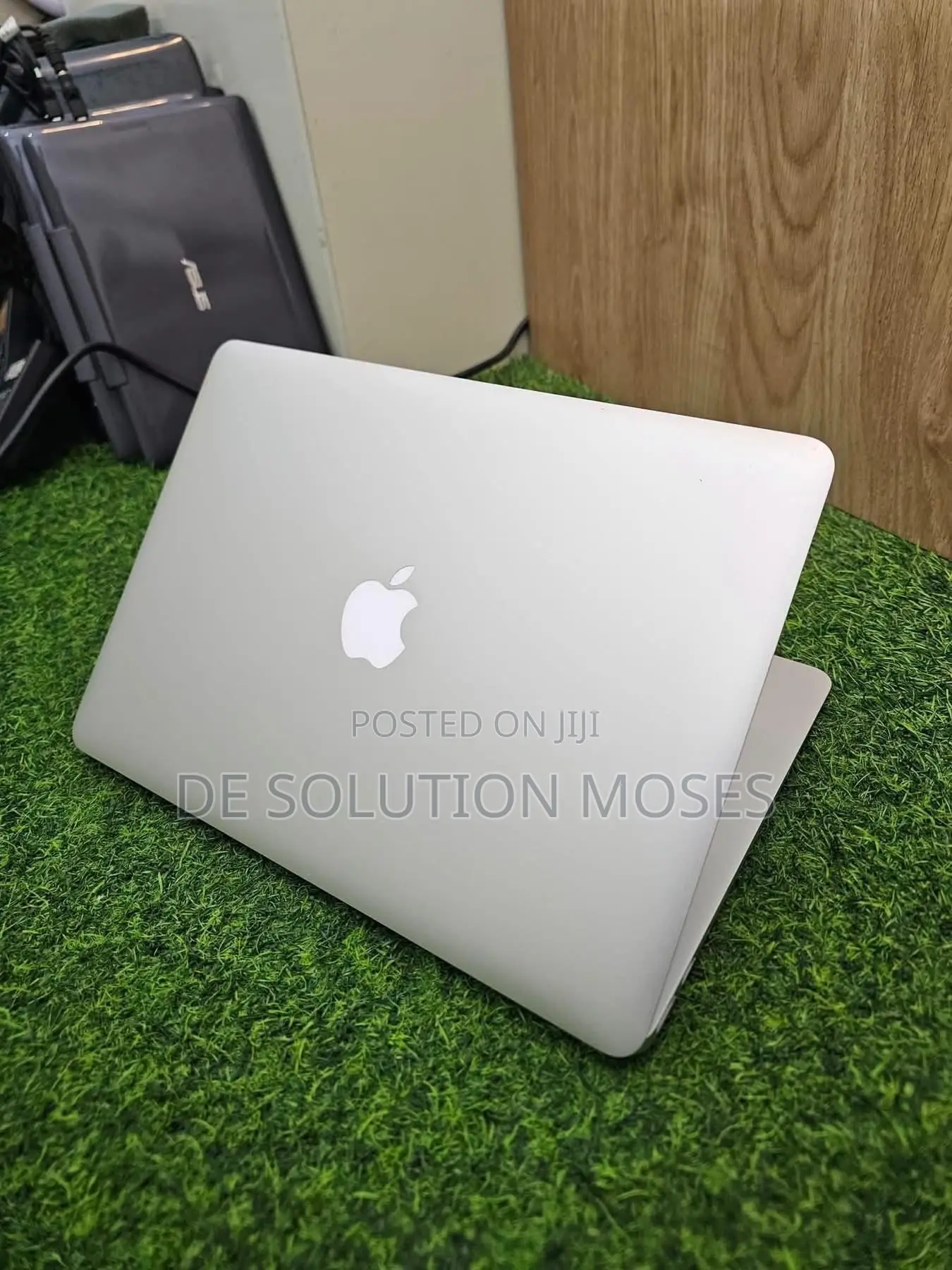 Laptop Apple MacBook Air 2015 2GB Intel Core i5 SSD 128GB