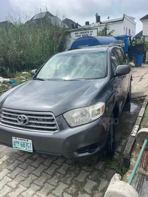 Toyota Highlander 2010 Gray