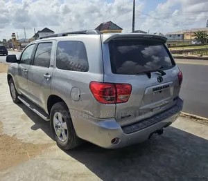 Toyota Sequoia 2008 Silver