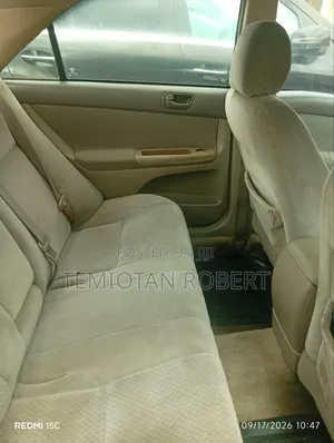 Toyota Camry LE 4dr Sedan (2.4L 4cyl 5M) 2004 Red