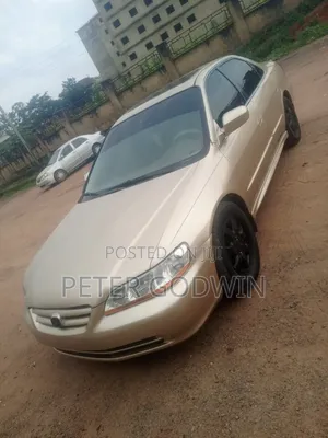 Honda Accord 2001 Gold