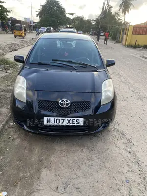 Toyota Yaris 2007 Black