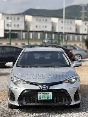 Toyota Corolla S 4dr Sedan (1.8L 4cyl CVT) 2015 Silver