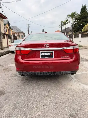 Lexus ES 2013 Red