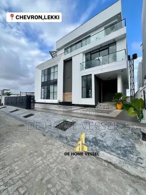 5bdrm Duplex in Chevron for sale