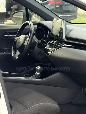Toyota C-HR 2019 White