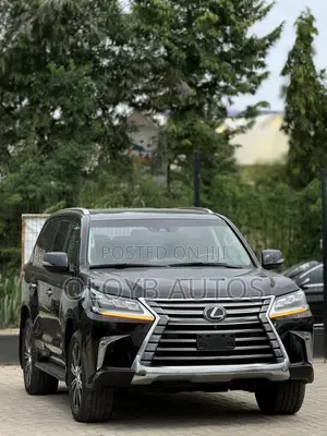 Lexus LX 570 (5 seats) AWD 2019 Black