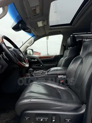Lexus LX 570 (5 seats) AWD 2019 Black