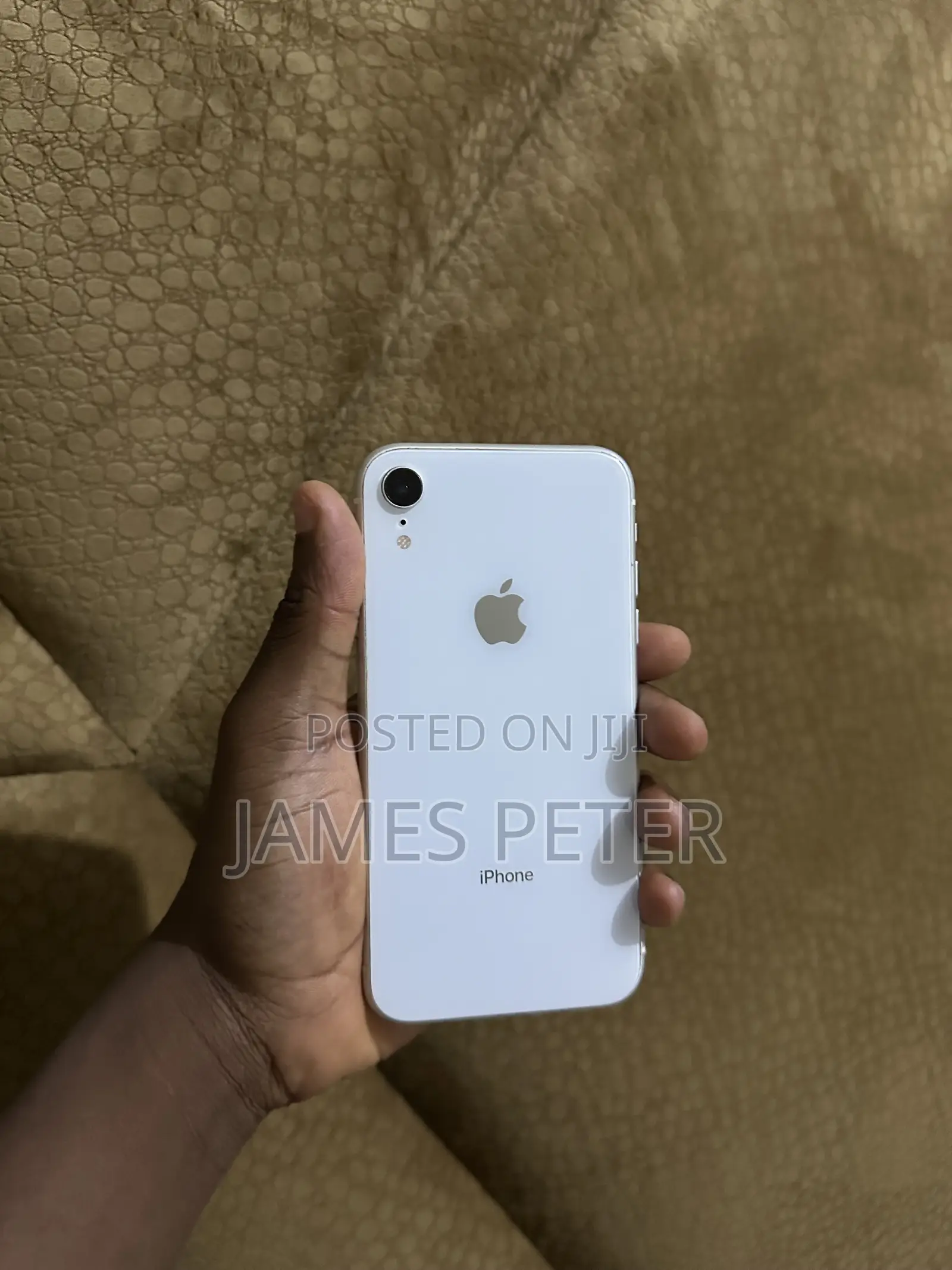 Apple iPhone XR 64 GB White