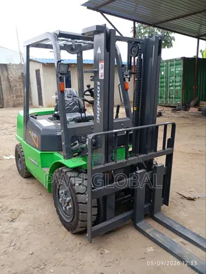 Lonking 3Tons Electric Forklift