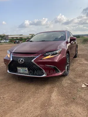 Lexus ES 2013 Red
