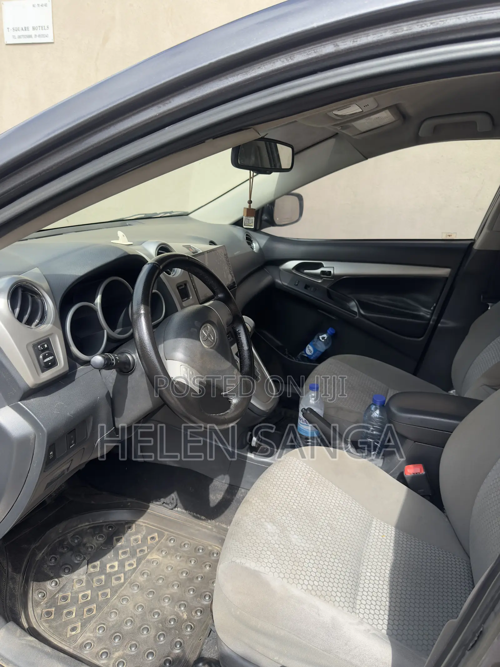 Toyota Matrix 2011 Gray
