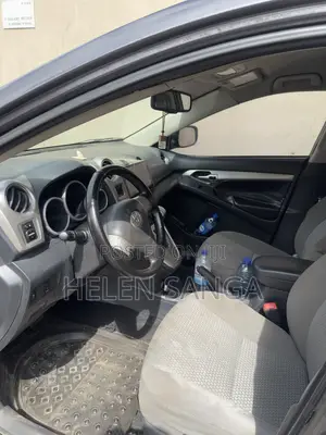 Toyota Matrix 2011 Gray