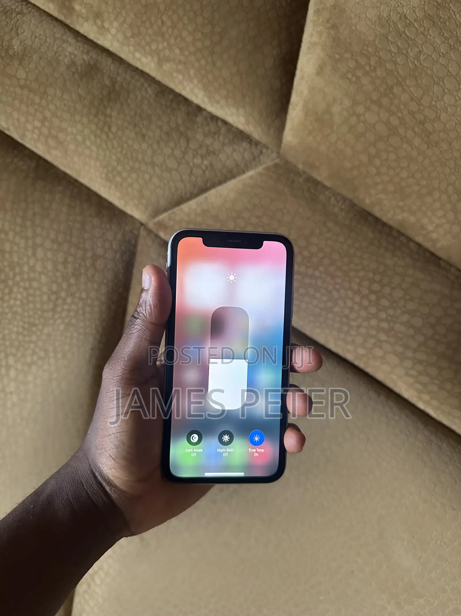 Apple iPhone XR 64 GB White