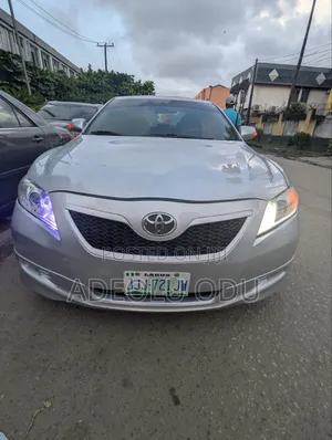 Toyota Camry SE 4dr Sedan (2.4L 4cyl 5A) 2009 Silver