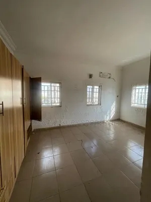 3bdrm Apartment in Jahi for rent