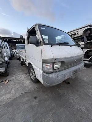 Mazda Bongo 2005 White