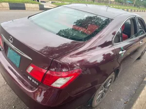 Lexus ES 350 2010
