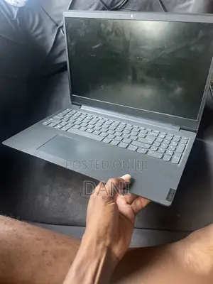 Laptop Lenovo Ideapad 3 8GB Intel Core i3 HDD 1T