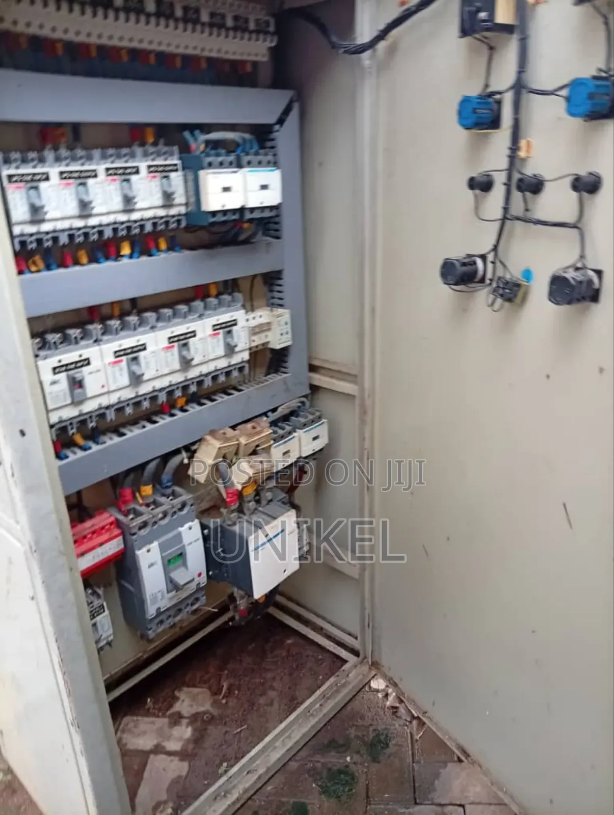 Auto Change Over/ Load Distributor
