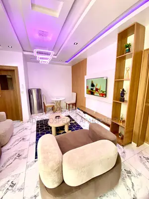 Luxury One Bedroom Apartment