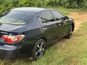 Lexus ES 300 2003 Blue